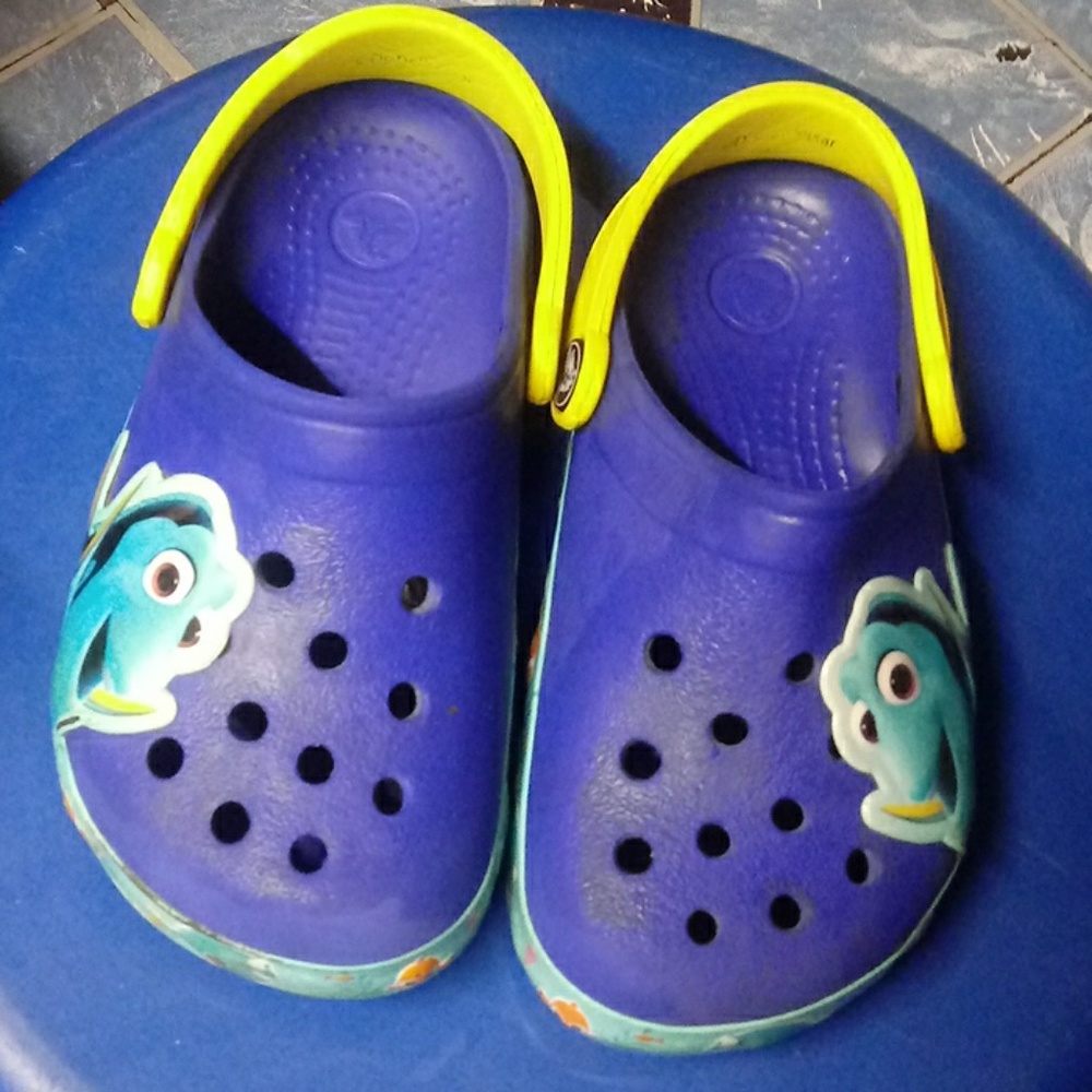 Finding Dory Crocs